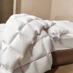 Sweet Dreams Goose Down Duvet